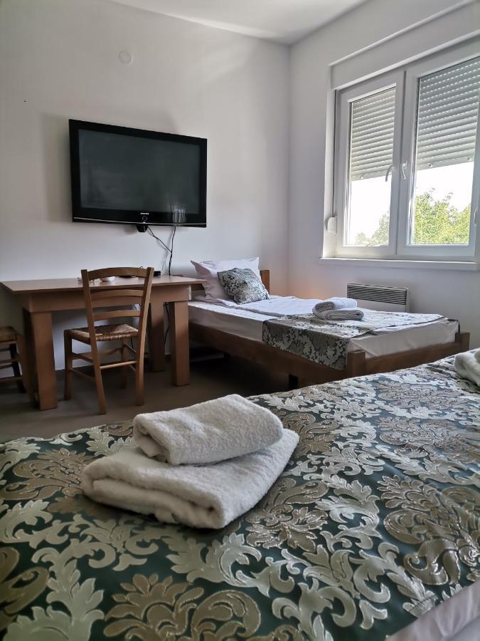 Apartmani - Vila Kovilje Banja Koviljača Екстериор снимка